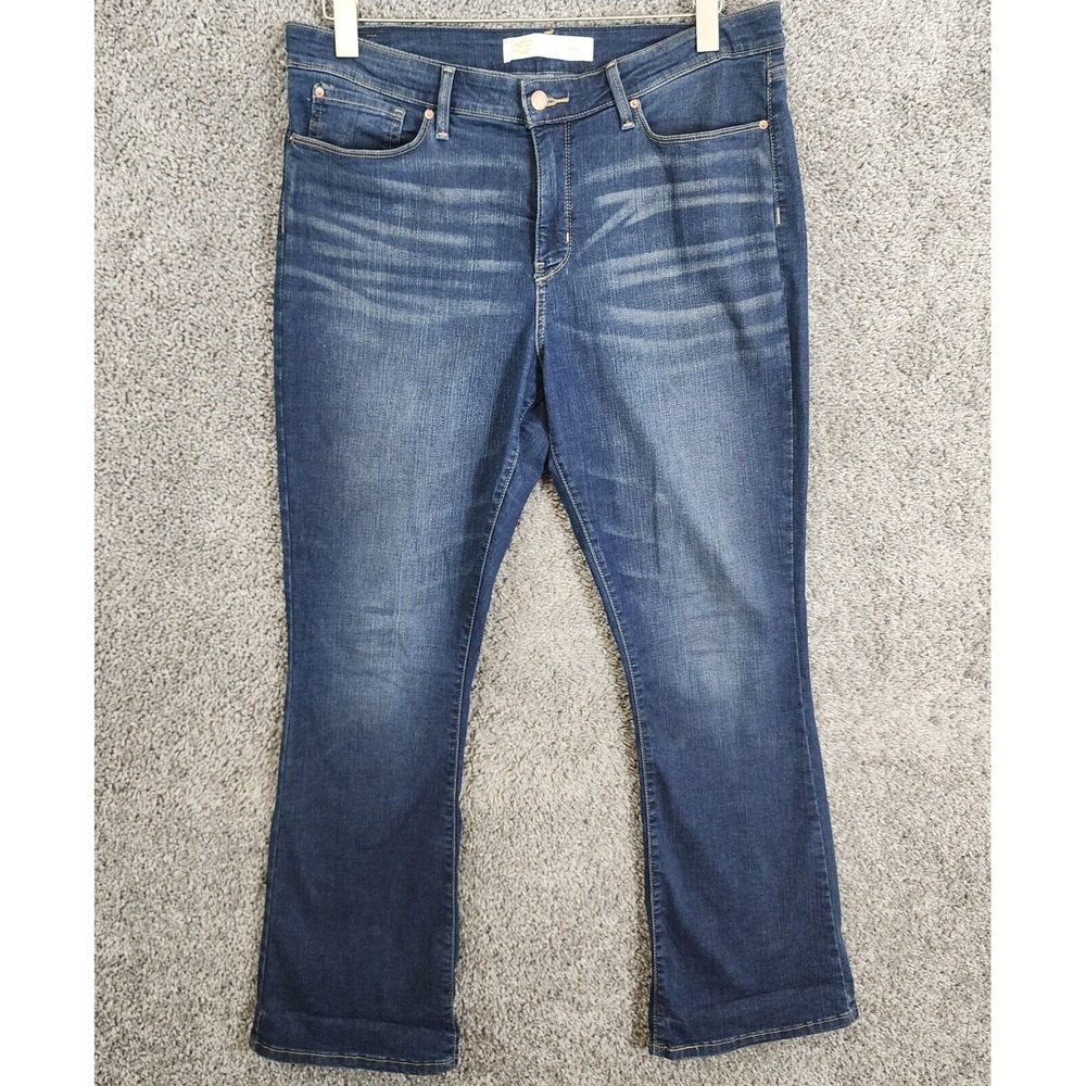 Levi Strauss Gold Signature Jeans Totally Shaping - Bootcut - Womens 36W X 31L